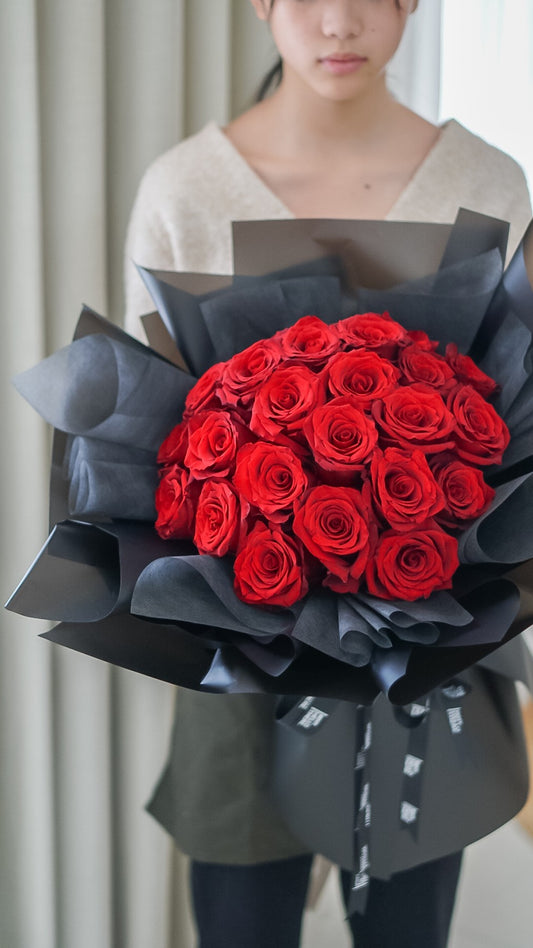 red roses bouquet